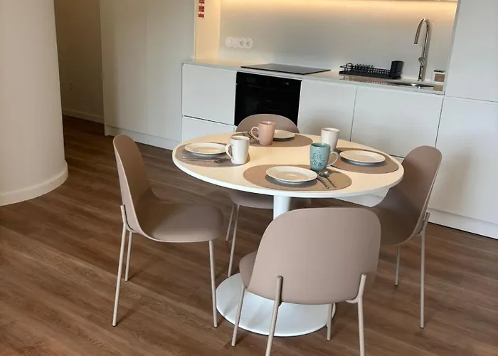 Apartament Esmeralda *